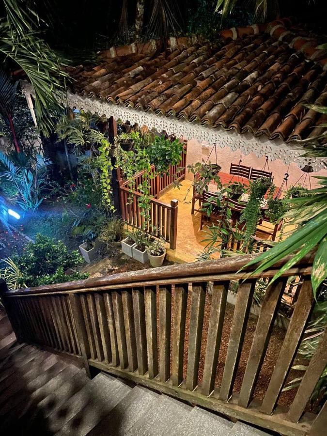 Bouganvilla House 우나와투나 외부 사진